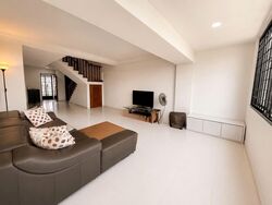 Blk 722 Reservoir View (Bedok), HDB Executive #561602271